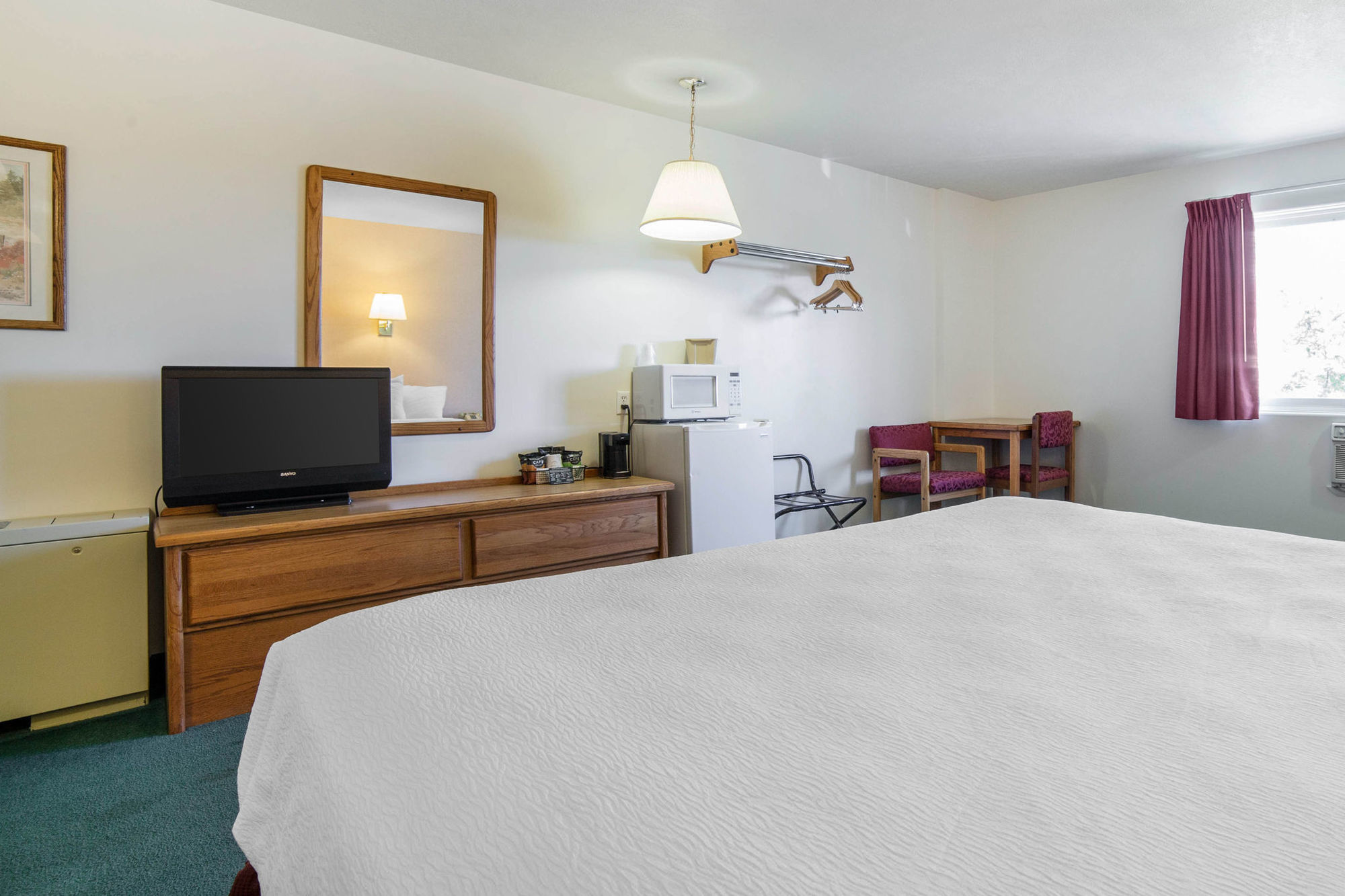Rodeway Inn Whitehall Quarto foto